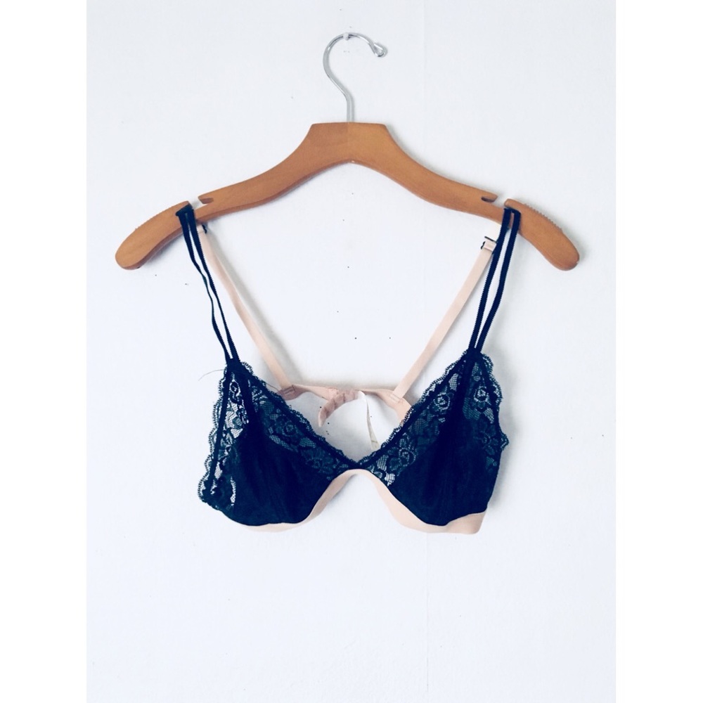 LACE BRA